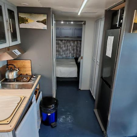 Maggie May House Boat - Colchester - 5Km From Elephant Park Ngoại thất bức ảnh