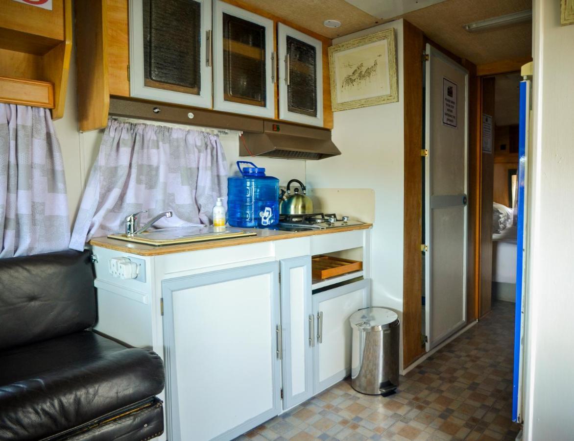 Maggie May House Boat - Colchester - 5Km From Elephant Park Ngoại thất bức ảnh